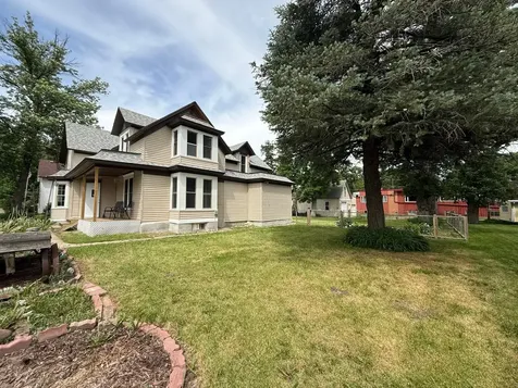 212 N Murphy Street Lake Crystal MN 56055