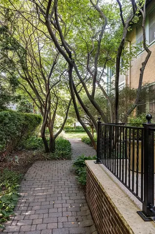 670 Goodrich Avenue Saint Paul MN 55105