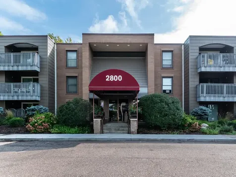 2800 Hamline Avenue N Roseville MN 55113