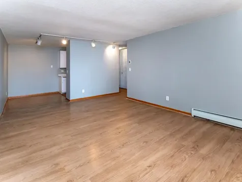 2800 Hamline Avenue N Roseville MN 55113