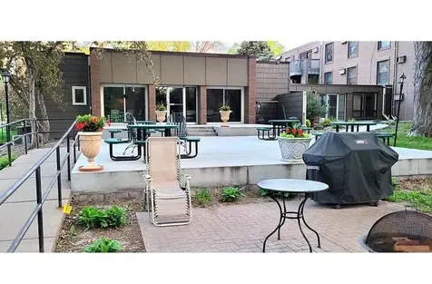 2800 Hamline Avenue N Roseville MN 55113