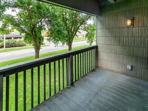 2800 Hamline Avenue N Roseville MN 55113