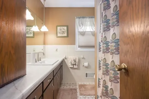 1794 17th Avenue NW New Brighton MN 55112