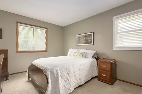 1794 17th Avenue NW New Brighton MN 55112