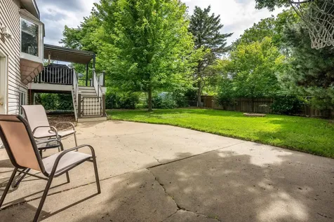 1794 17th Avenue NW New Brighton MN 55112