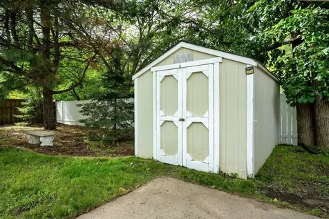 1794 17th Avenue NW New Brighton MN 55112