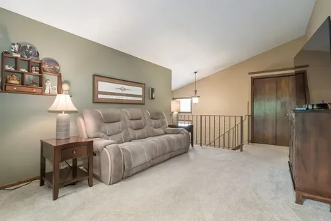 1794 17th Avenue NW New Brighton MN 55112