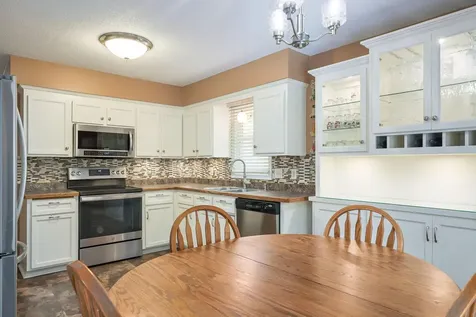 1794 17th Avenue NW New Brighton MN 55112