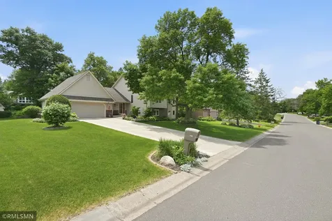 1426 Colleen Avenue Arden Hills MN 55112