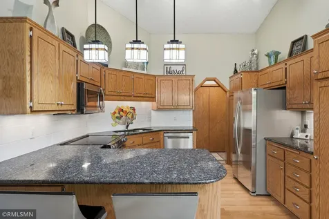 1426 Colleen Avenue Arden Hills MN 55112