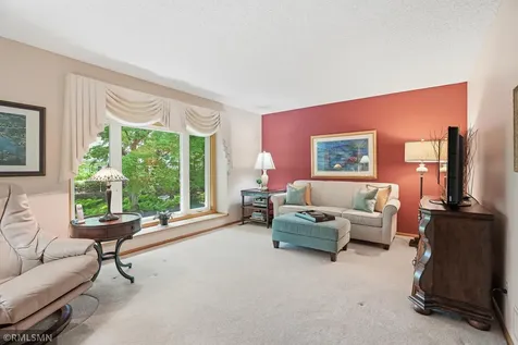 1426 Colleen Avenue Arden Hills MN 55112