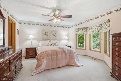 1426 Colleen Avenue Arden Hills MN 55112
