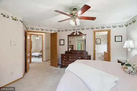 1426 Colleen Avenue Arden Hills MN 55112