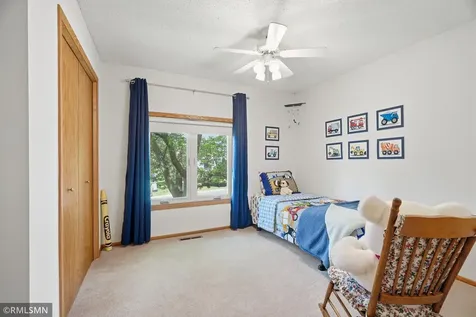 1426 Colleen Avenue Arden Hills MN 55112
