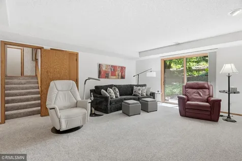 1426 Colleen Avenue Arden Hills MN 55112