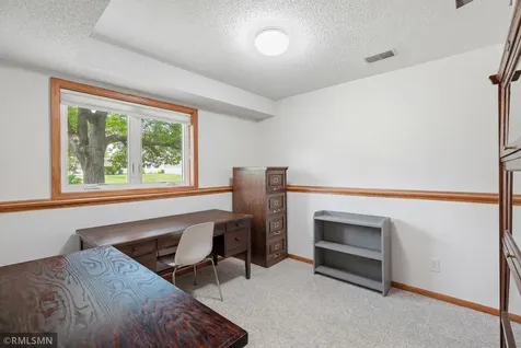 1426 Colleen Avenue Arden Hills MN 55112