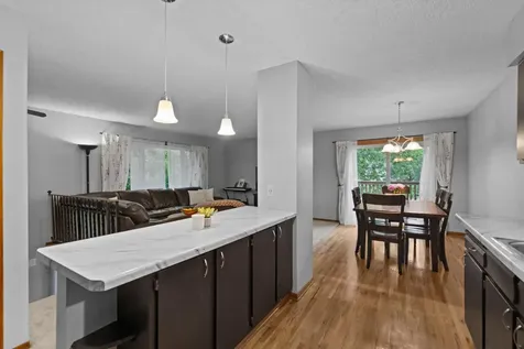 13941 Herald Court Apple Valley MN 55124