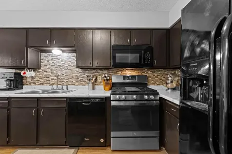 13941 Herald Court Apple Valley MN 55124
