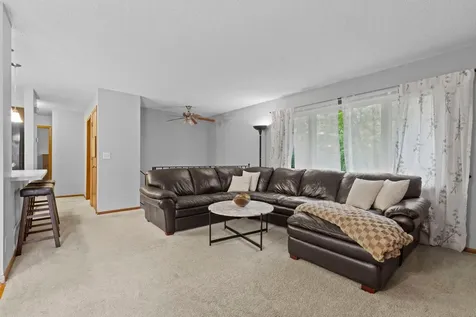 13941 Herald Court Apple Valley MN 55124