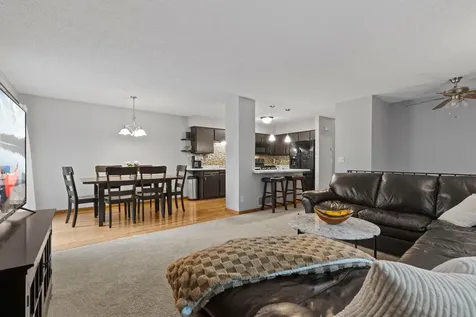 13941 Herald Court Apple Valley MN 55124
