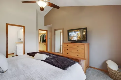 1575 Windsor Drive S Shakopee MN 55379