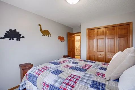 1575 Windsor Drive S Shakopee MN 55379