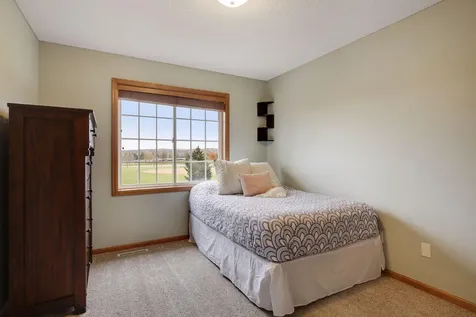1575 Windsor Drive S Shakopee MN 55379