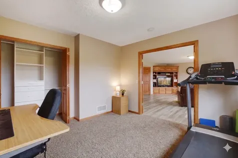 1575 Windsor Drive S Shakopee MN 55379
