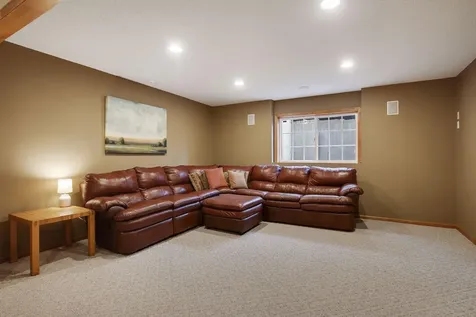 1575 Windsor Drive S Shakopee MN 55379
