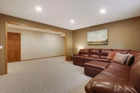1575 Windsor Drive S Shakopee MN 55379