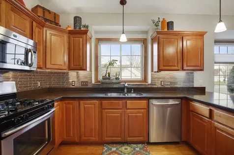 1575 Windsor Drive S Shakopee MN 55379