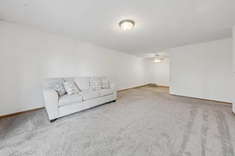 7759 142nd Street W Apple Valley MN 55124