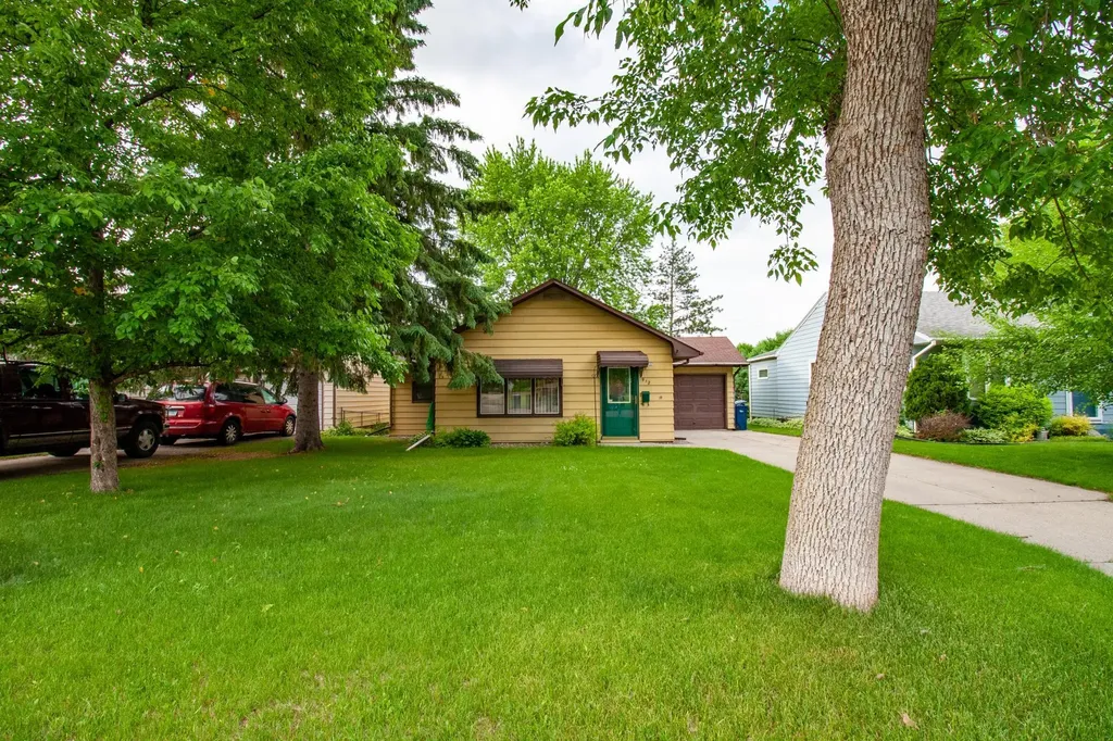 912 W Linden Street Fergus Falls MN 56537