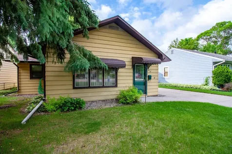 912 W Linden Street Fergus Falls MN 56537
