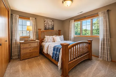 1324 Augusta Drive Mankato MN 56001