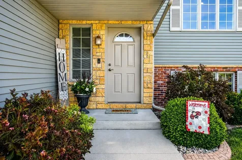 1324 Augusta Drive Mankato MN 56001