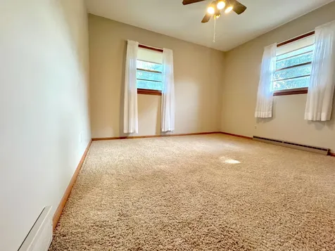907 Poplar Avenue Marshall MN 56258