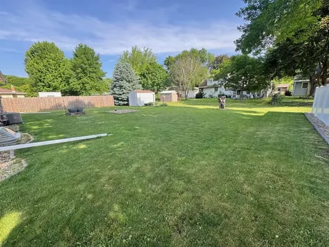 907 Poplar Avenue Marshall MN 56258