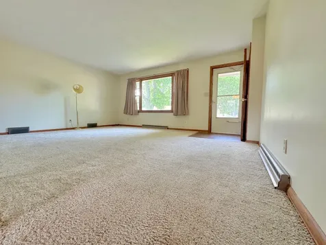 907 Poplar Avenue Marshall MN 56258