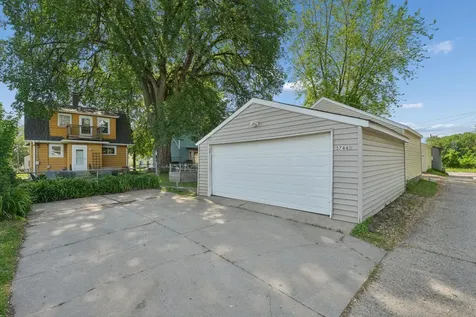 5744 26th Avenue S Minneapolis MN 55417