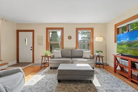 5744 26th Avenue S Minneapolis MN 55417
