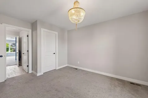 4392 Millstone Court Chaska MN 55318