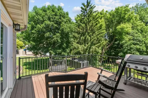 3042 12th Street NW New Brighton MN 55112