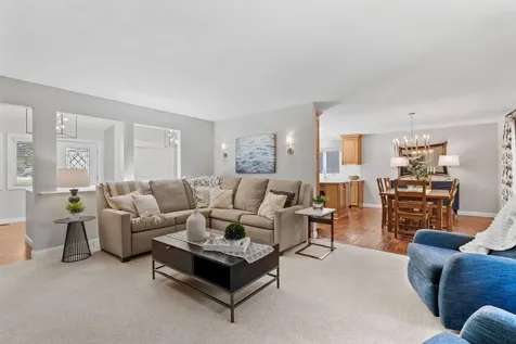 3042 12th Street NW New Brighton MN 55112