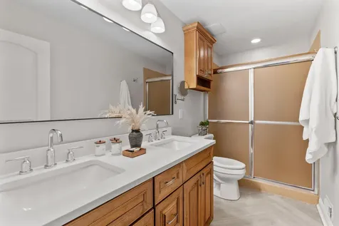 3042 12th Street NW New Brighton MN 55112