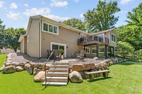 3042 12th Street NW New Brighton MN 55112