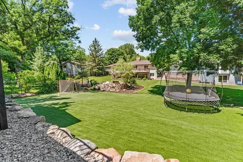 3042 12th Street NW New Brighton MN 55112