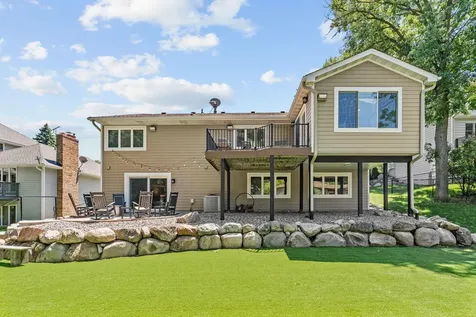 3042 12th Street NW New Brighton MN 55112