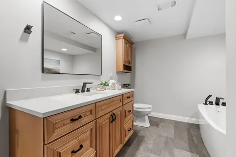 3042 12th Street NW New Brighton MN 55112