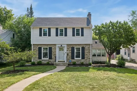 5735 Colfax Avenue S Minneapolis MN 55419